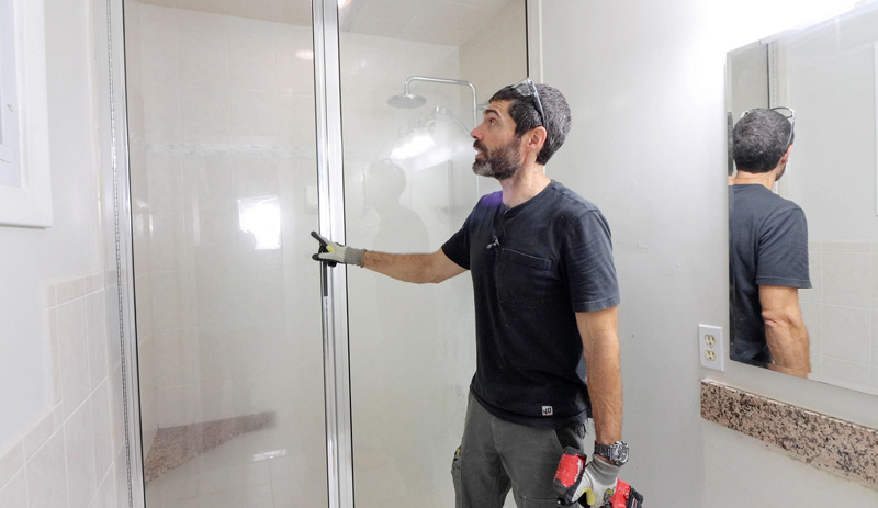shower glass Alexandria va