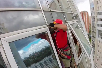 commercial glass services Alexandria